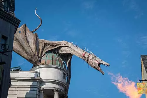 Drago Harry Potter statua